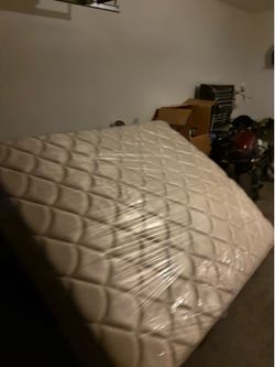 king size mattress never used