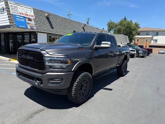 2021 RAM 2500 Laramie Night Edition 4x4 6.7 Cummins Diesel