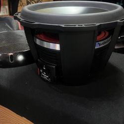 ROCKFORD FOSGATE T1D412 SUBWOOFER