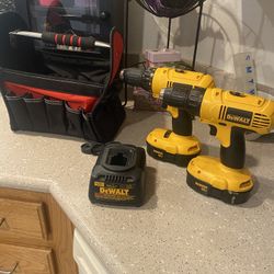 2 DeWalt Drills Battery Pac And Carry Case