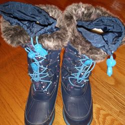 Botas Para Nieve... Snow Boots size 1 Girl