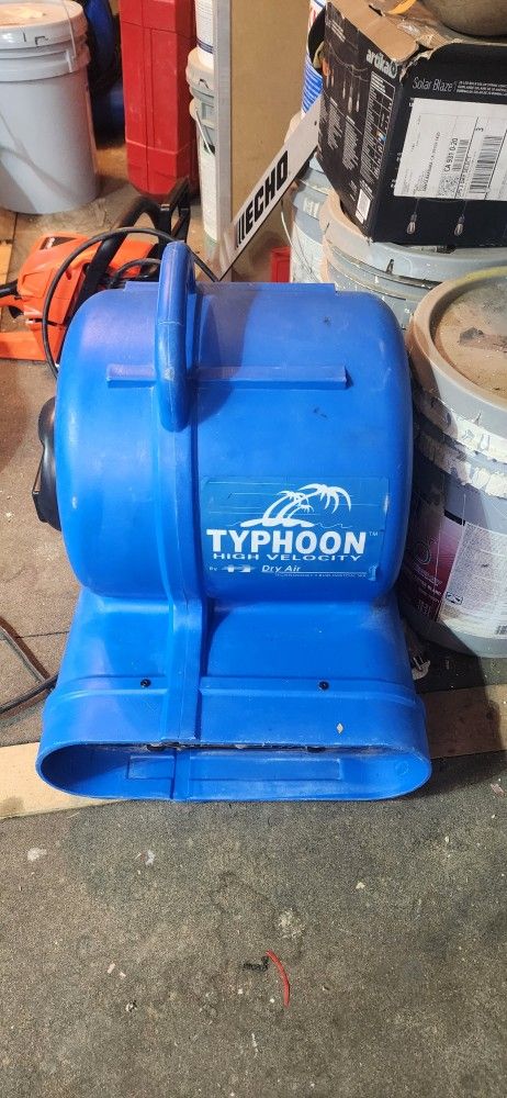 Dry Air technology 4hp 3speed air blower