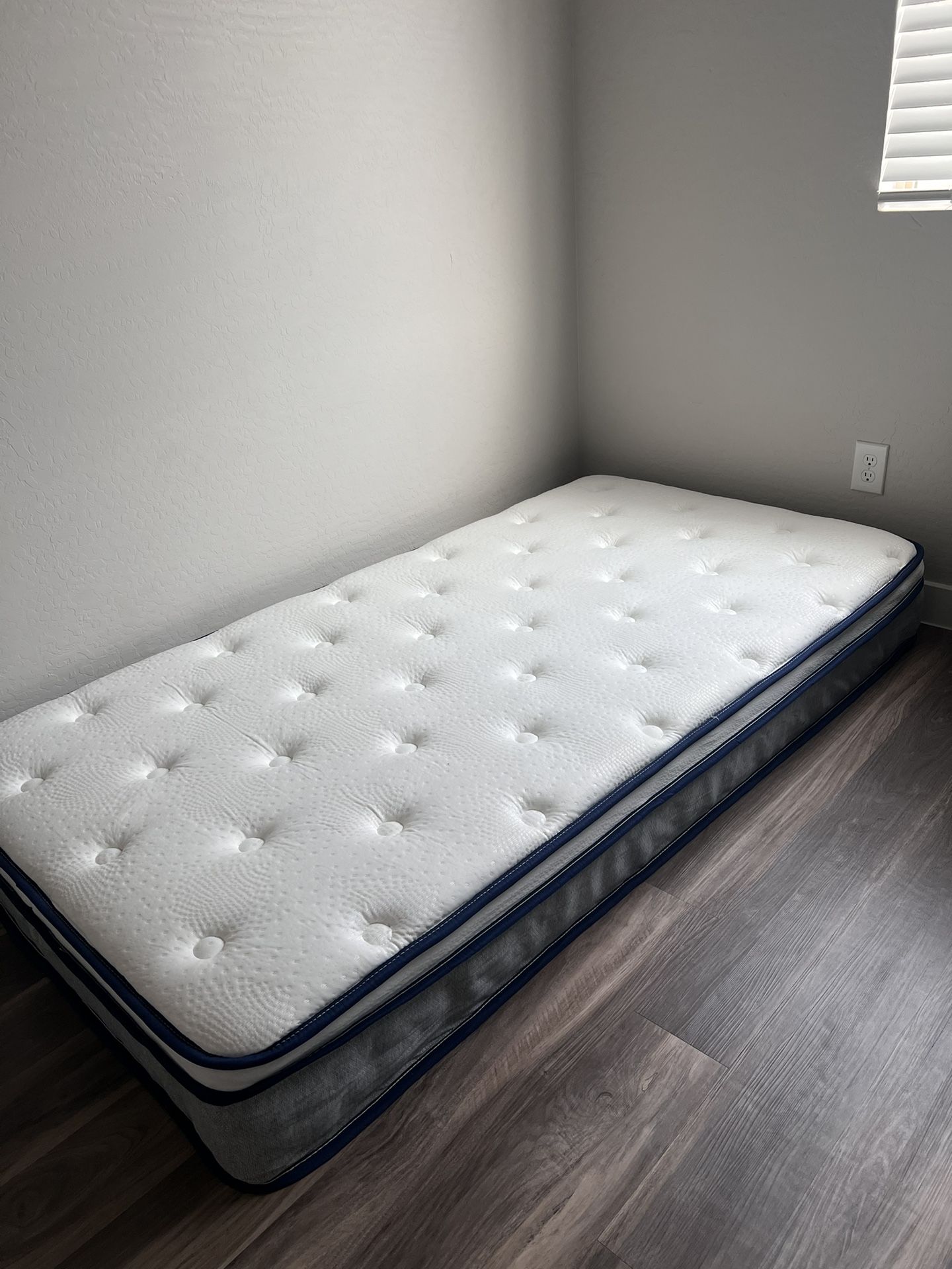 Twin Bed