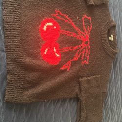  Knitted Sweater