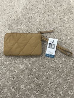 Women clutch New
