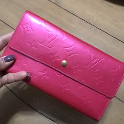 Louis Vuitton Trifold International Vernis Wallet