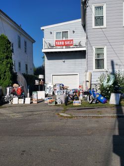 Nice yard sale