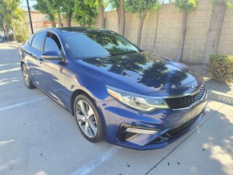 2020 KIA Optima