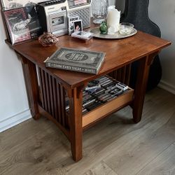 side table / record table