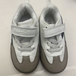 Size 6 Shoes Osh Kosh