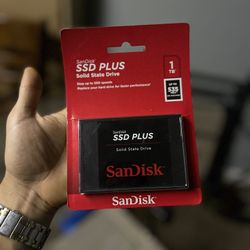 SSD Plus 1 TB Sandisk Solid State Drive