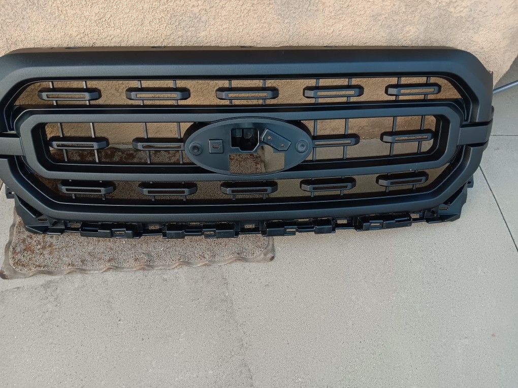 2019 F150 Grille