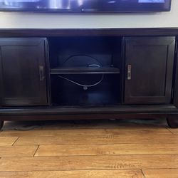 TV CABINET 