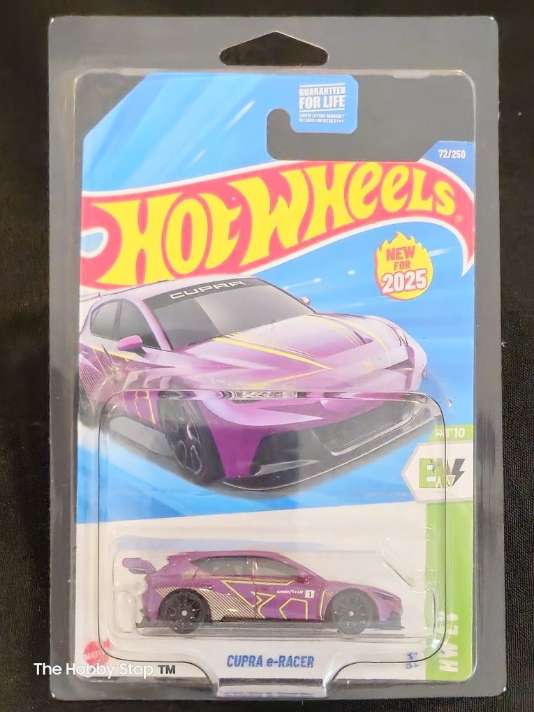 Hot 🔥 🛞 Wheels $10 Cupra E Racer Protective Display Case Included