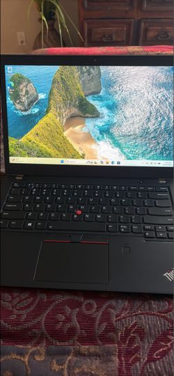 Lenovo Thinkpad T480S intel core i5-8350U with 1.70GHZ and 8GB Ram-256GB SSD with windows 11 pro REFURBISHED NEW PARTS