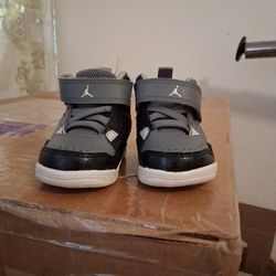 Baby Air Jordens