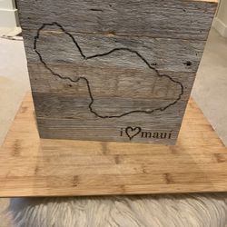 Handmade Maui Wood Artwork 