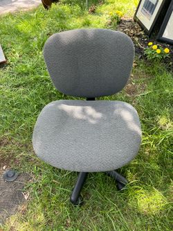 Desk chair