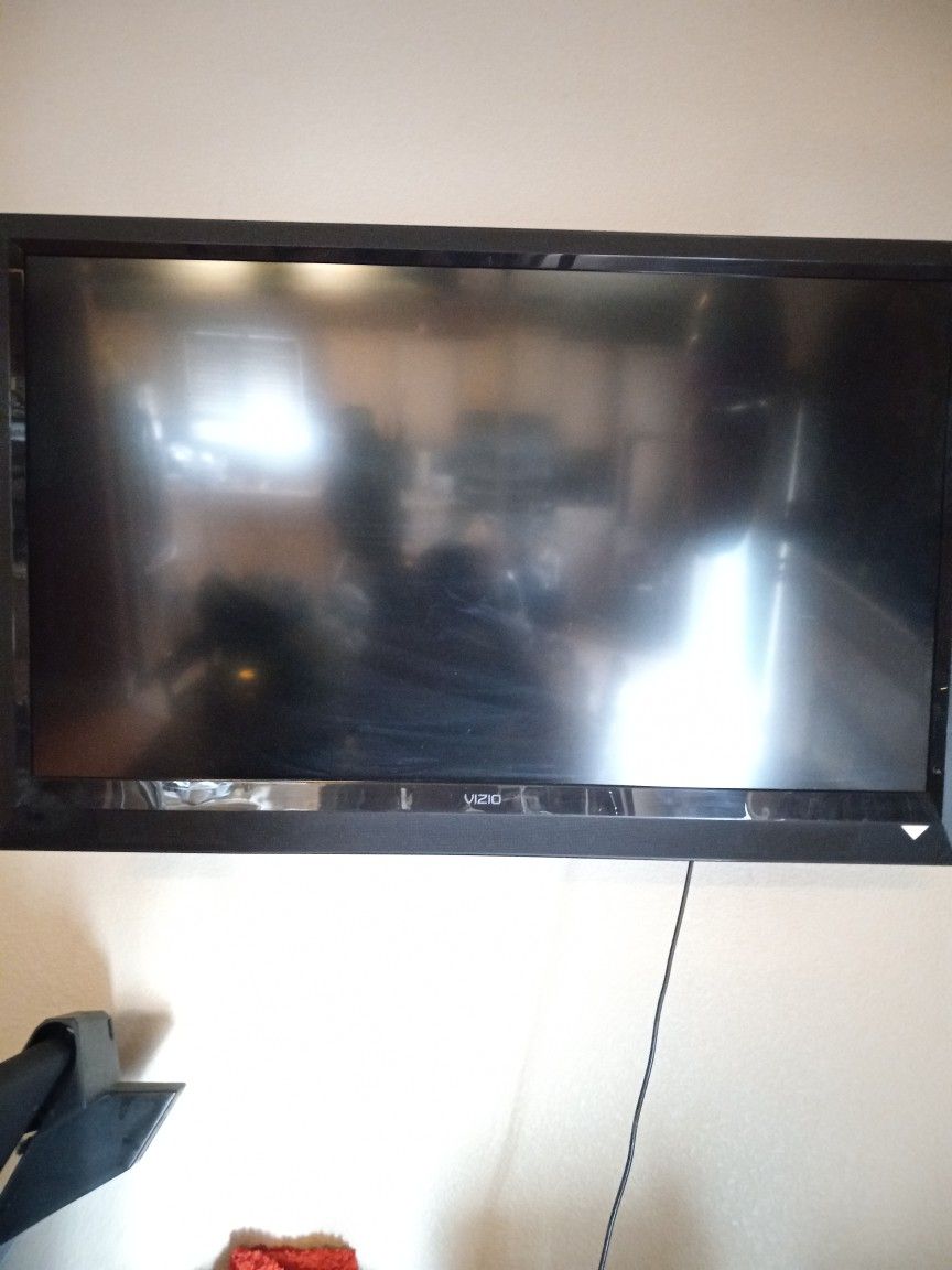 50 Inch. Vizeo. Tv. Clean