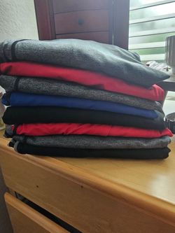 Neleus stretch long sleeved athletic wear. Never worn