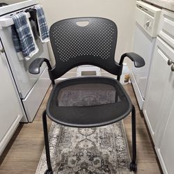 4 lightweight office chairs