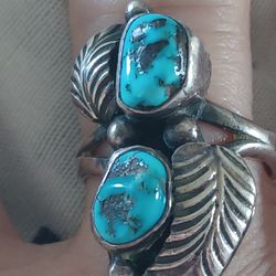 Vtg.Native Sterling Silver Turquoise & Leaf Ring- Sz8