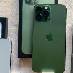 Apple IPhone 13 Pro 128gb  Unlocked, FREE Smartwach/ Headphones. Pay $1 Today Rest in payments. NO CREDIT NEEDED FINANCING