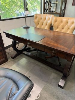 Desk Set