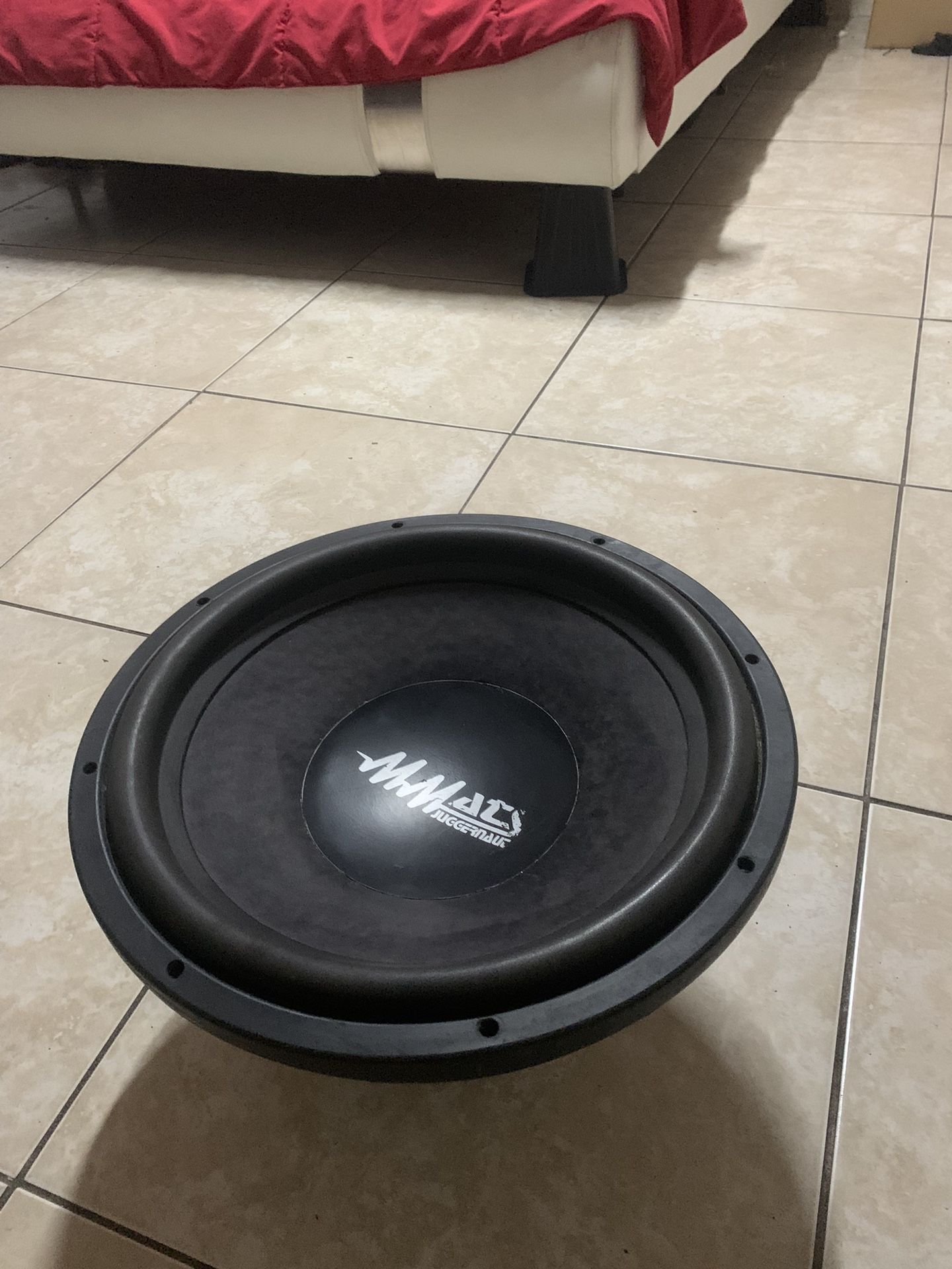 Subwoofer MMATS JUGGERNAUT 15” 2000rms