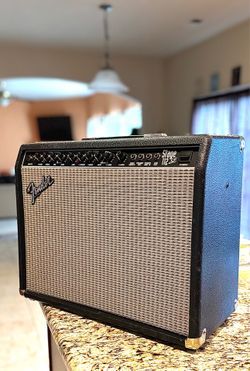 Fender Stage 112 SE 2-Channel 160-Watt 1x12" Solid-State Guitar Combo Amp
