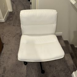 White Vanity Seat 