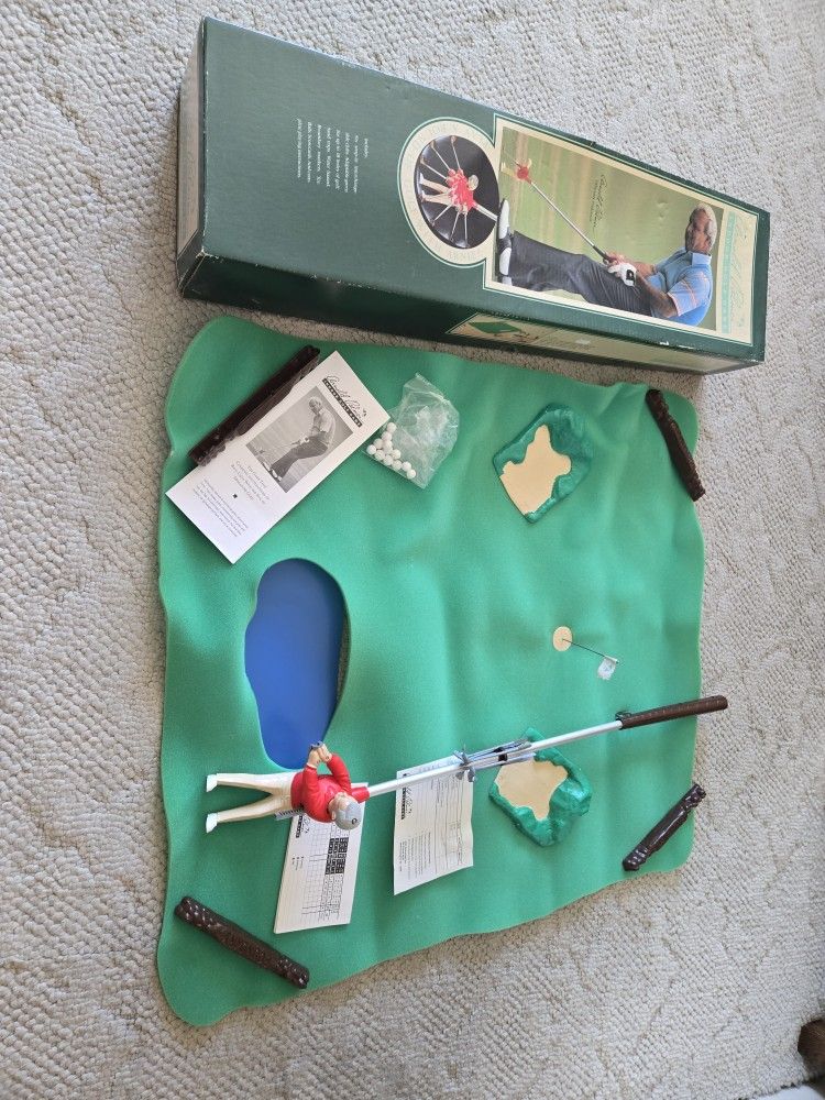 Arnold Palmer Indoor Golf Game