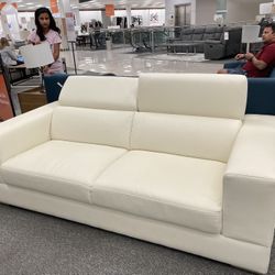 Hialeah FL Discount Furniture Outlet Store