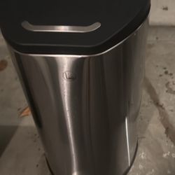 New Stainless Steel Trash Can 10g