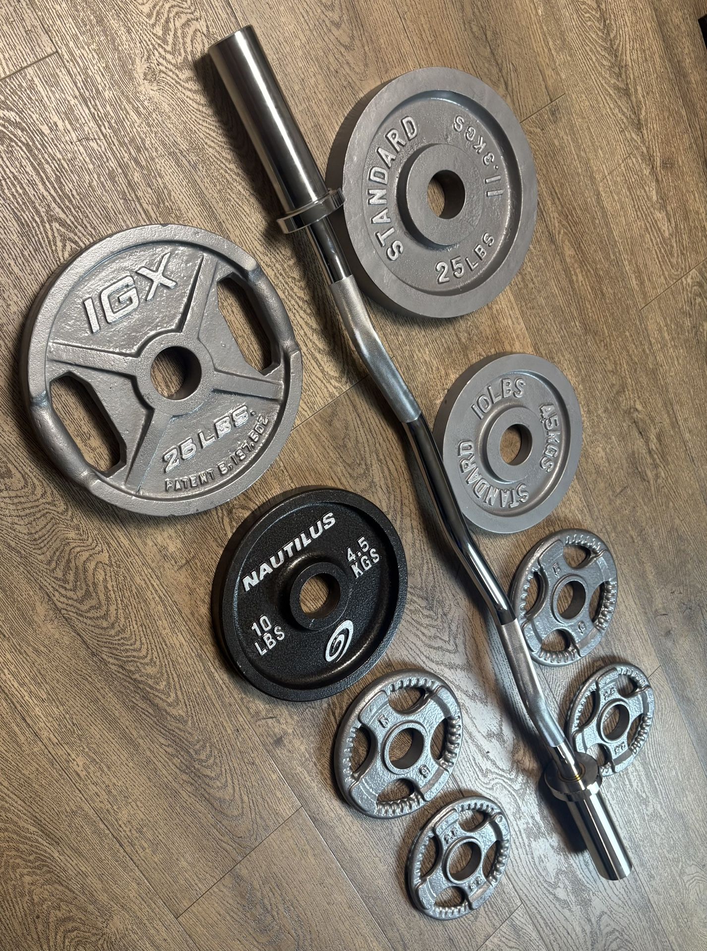 NEW Olympic Curl Bar With Pairs Of 10s lbs)