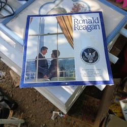 1998 Limited Edition Calenderof The Ronaid Reagan Presidetial Foundation 