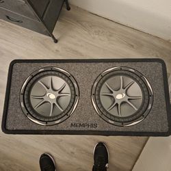 Kicker Dual CVX Subwoofers