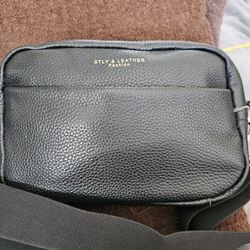 Leather Crossbody Bag  Black 
