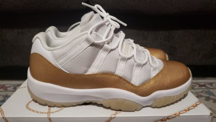Jordan 11 Low - Size 10M/11.5W
