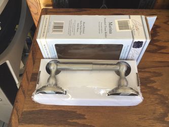 Hat o “Marina” TP holder solid brass (Satin nickel finish)