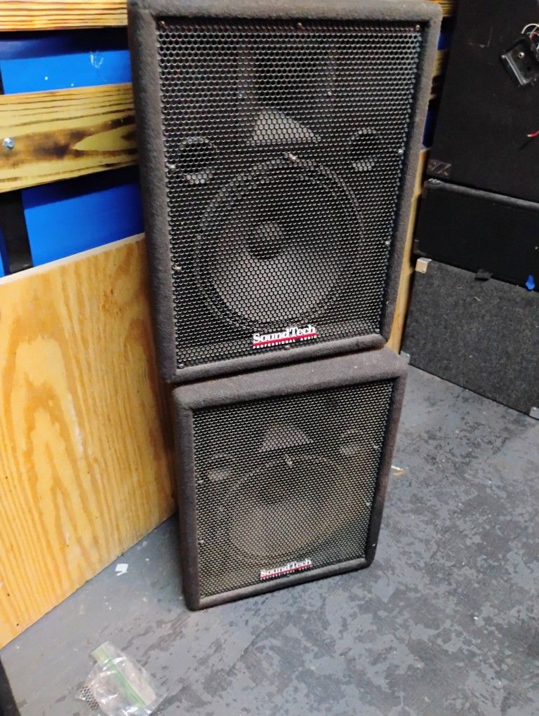 Set of Sound Tech Model S-12
