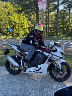 2026 Honda Fire Blade  (SP)