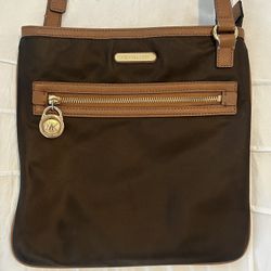 Michael Kors Crossbody Bag