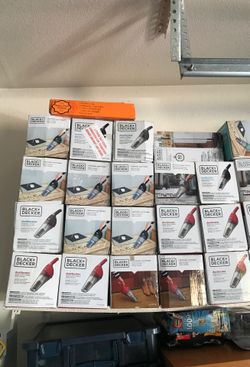 Black & Decker Hand vacuums