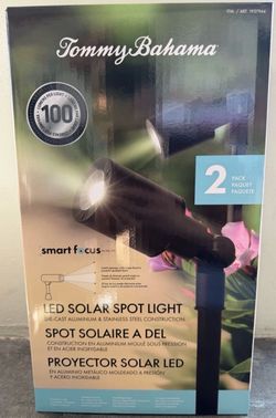 Tommy Bahama Smart Focus 100/60 Lumen LED Solar Spotlight, 2-Pack