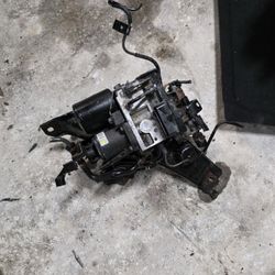 2004-2009 Toyota Prius ABS Brake Pump