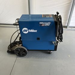 Miller Millermatic 252 Electric MIG Welder 230V Like New
