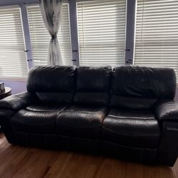 Recliner Couches 