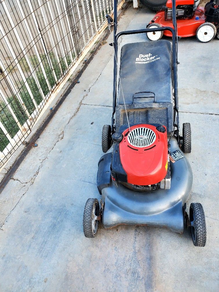 Craftsman Push Lawnmower Used Works Good?? Makina Usada Enbuenas Condiciones