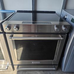 ELECTRIC 220VOLT STOVE KITCHEN AID STAINLESS STEEL LIKE NEW 